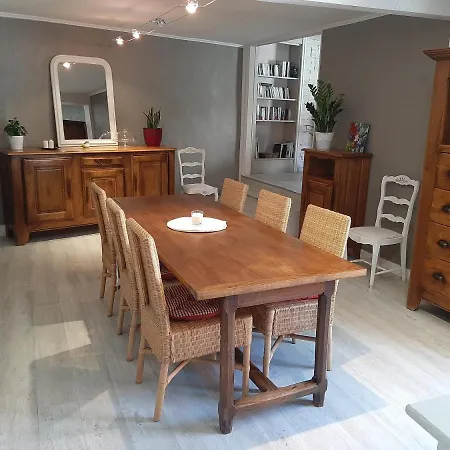 Chez Chris Bed and breakfast Saint-Martin-dʼAblois